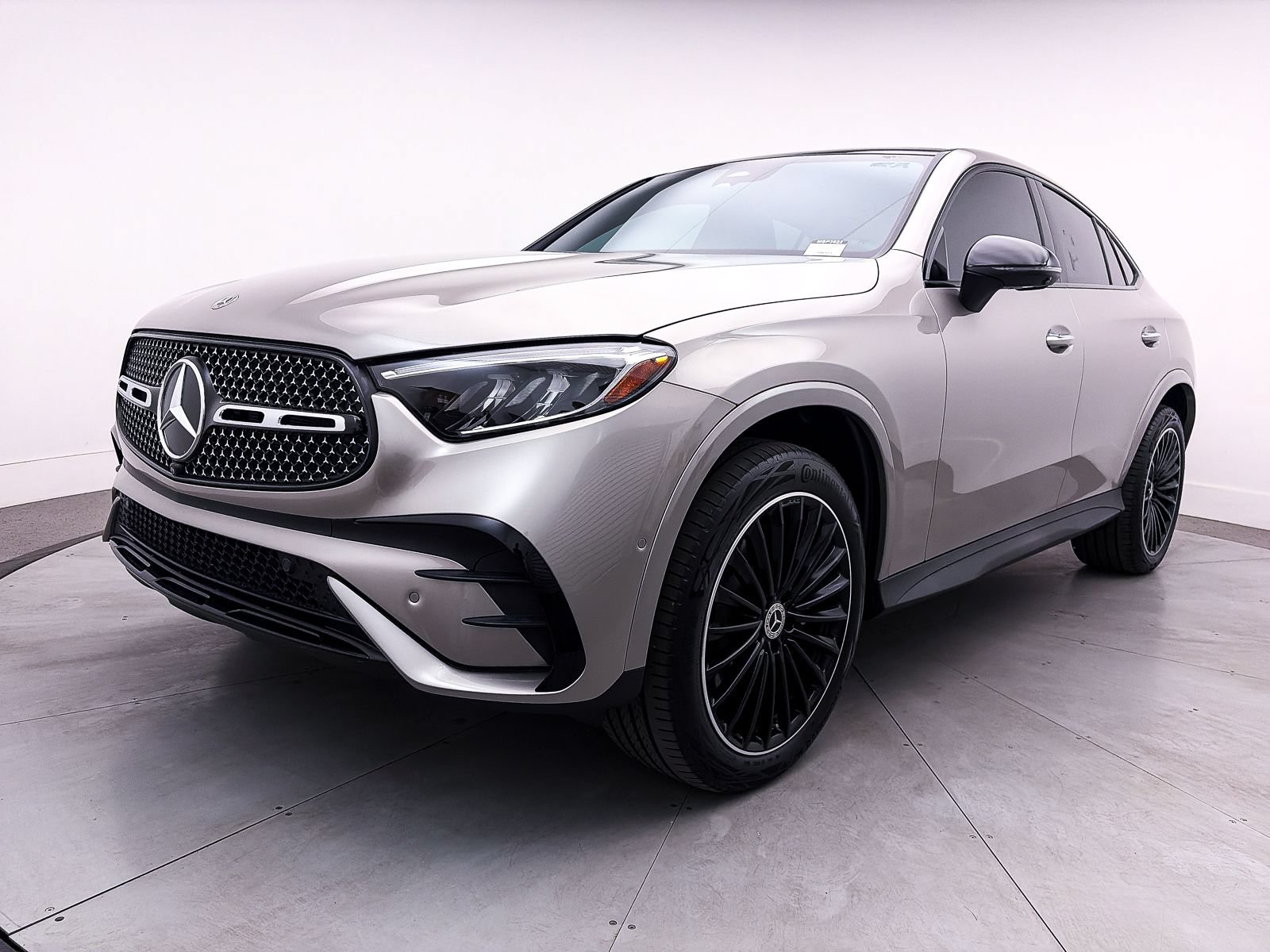 Used 2024 Mercedes-Benz GLC 300 4MATIC w/ AMG Line image 14