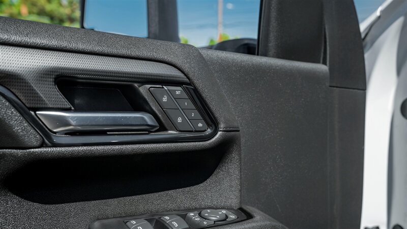 Used 2024 GMC Sierra 2500 AT4 AWD/4WD image 23