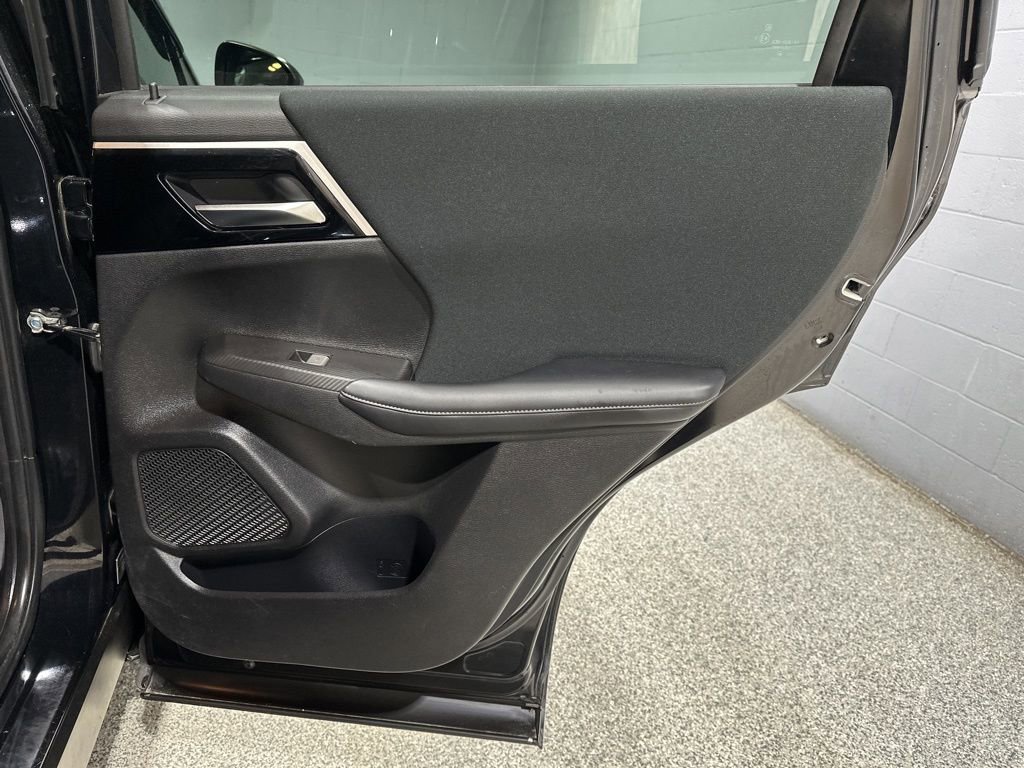 Used 2022 Mitsubishi Outlander ES AWD/4WD image 19