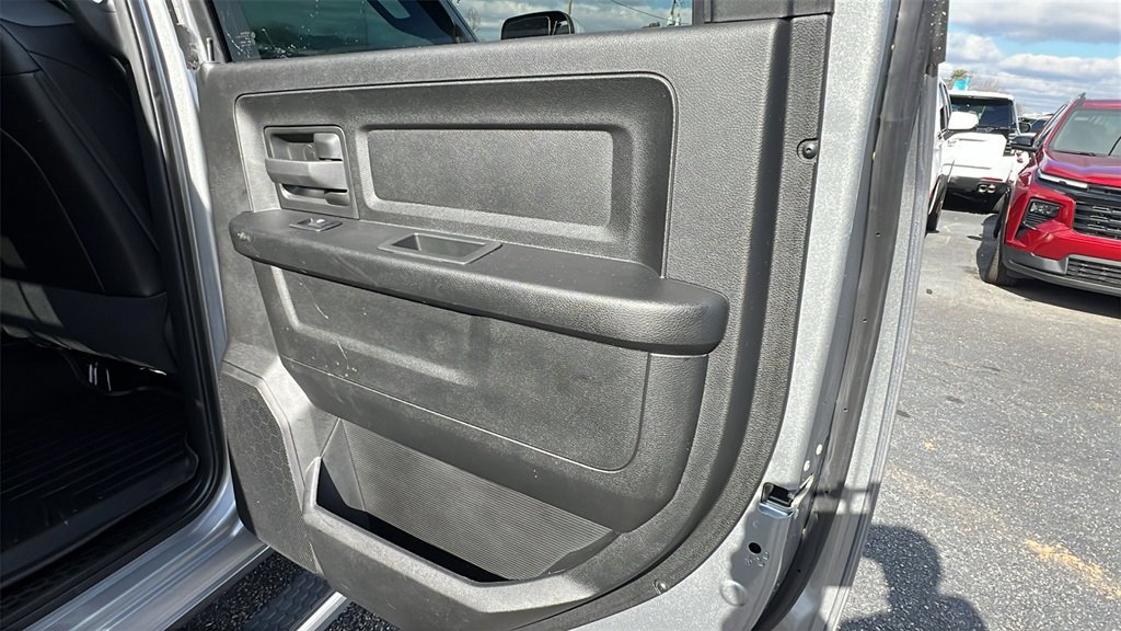 Used 2022 RAM 3500 Tradesman w/ Chrome Appearance Group image 19