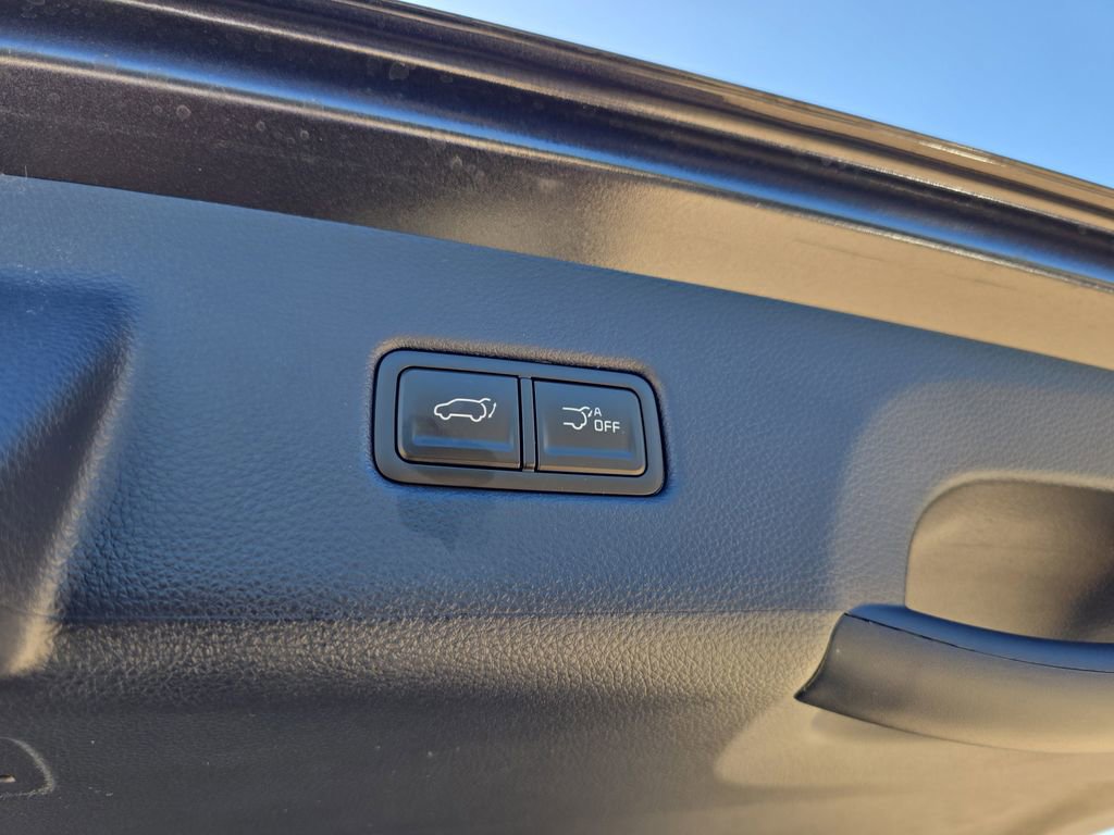 New 2026 Kia Carnival EX FWD image 11