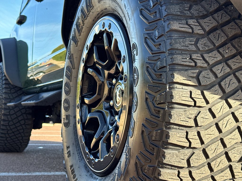 Used 2023 Ford Bronco Wildtrak image 9