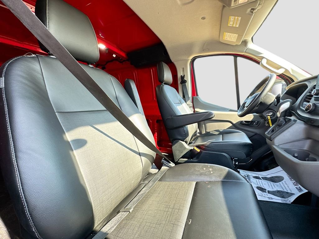 Used 2025 Ford Transit 150 Low Roof RWD image 24