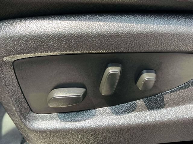 Used 2016 Chevrolet Tahoe LT AWD/4WD image 19