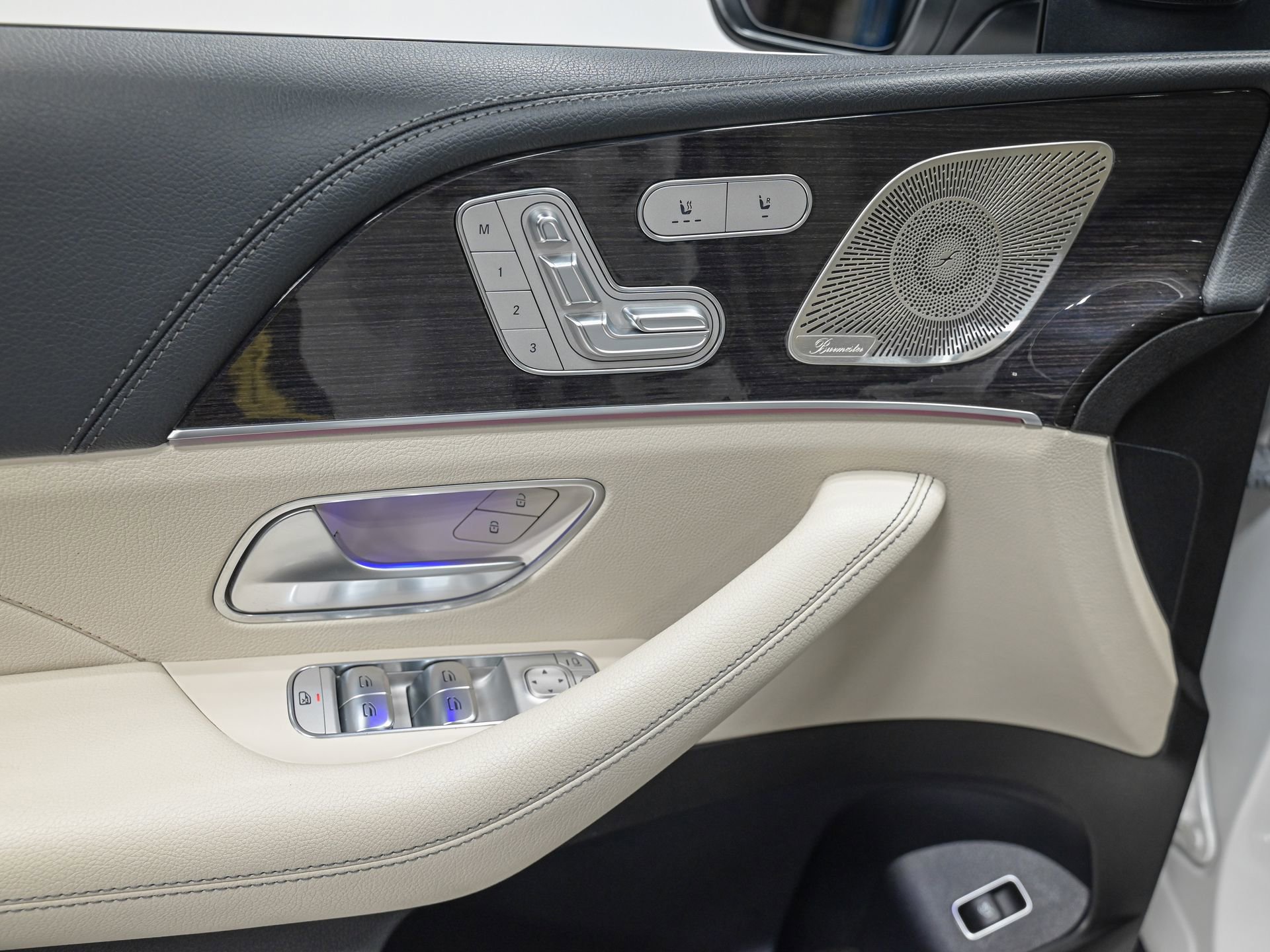Used 2022 Mercedes-Benz GLE 350 4MATIC image 13