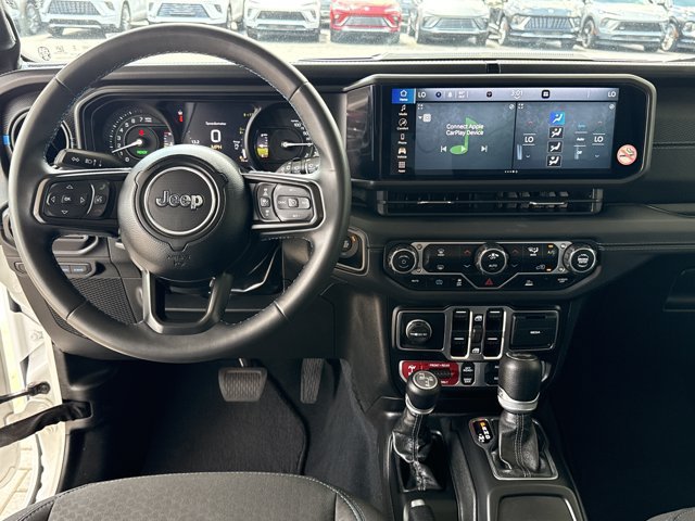 Used 2024 Jeep Wrangler Unlimited Rubicon 4xe AWD/4WD image 7