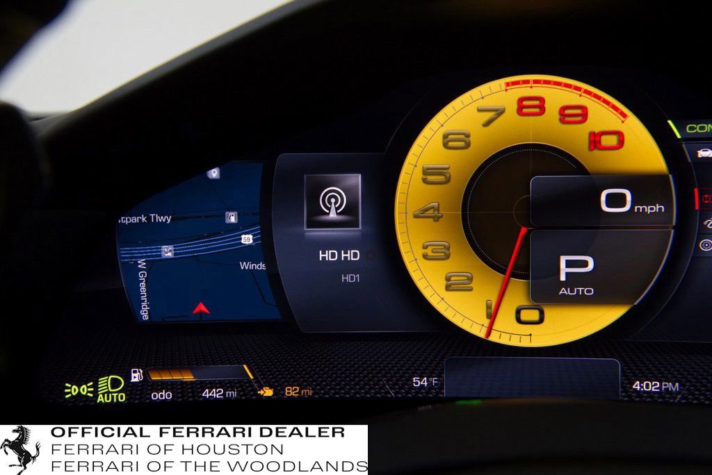 Used 2022 Ferrari Roma image 13