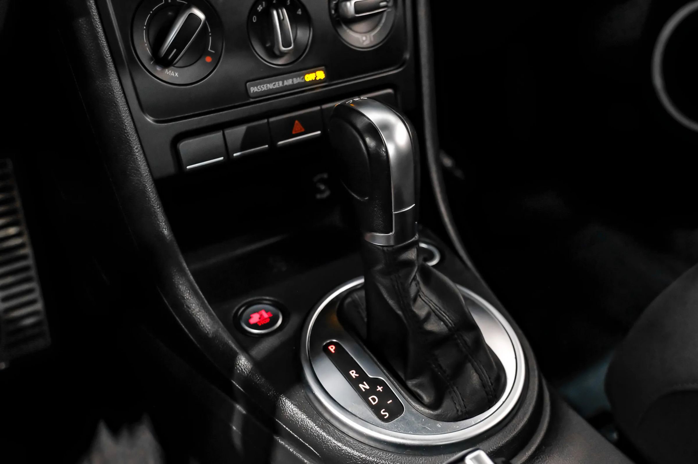 Used 2014 Volkswagen Beetle GSR image 20