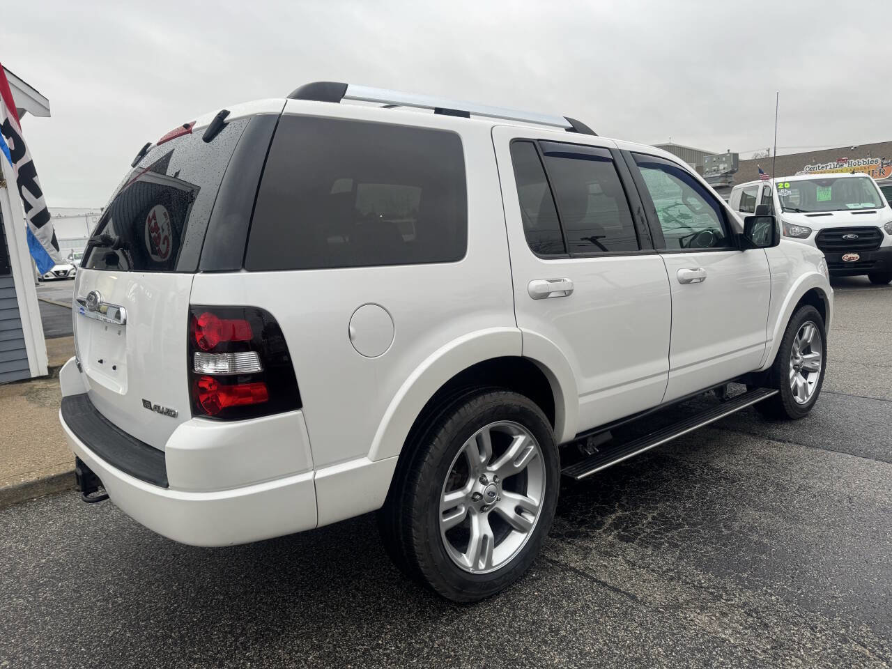 Used 2010 Ford Explorer Limited image 11
