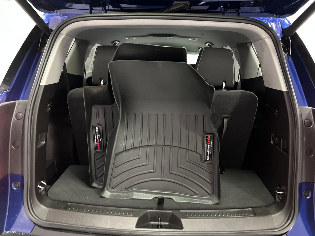 Used 2023 GMC Acadia SLE w/ Driver Convenience Package image 25