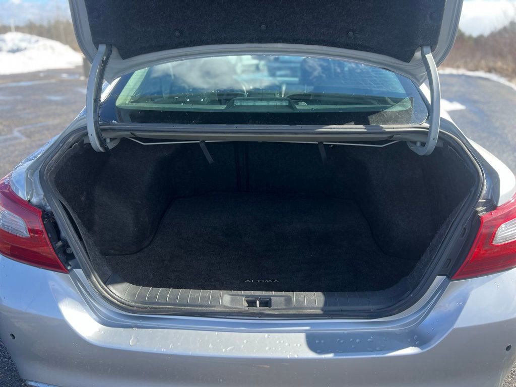 Used 2018 Nissan Altima 2.5 SL FWD image 28