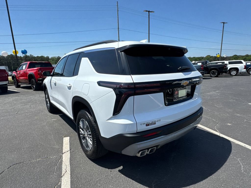 New 2026 Chevrolet Traverse LT w/ Driver Confidence Package FWD image 8