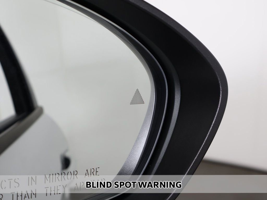 Used 2022 Alfa Romeo Stelvio Ti image 6