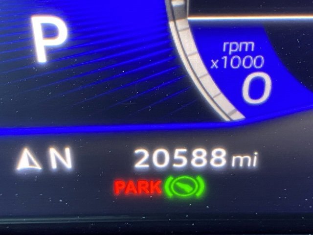 Used 2022 Volkswagen Taos SE w/ Panoramic Sunroof Package image 28