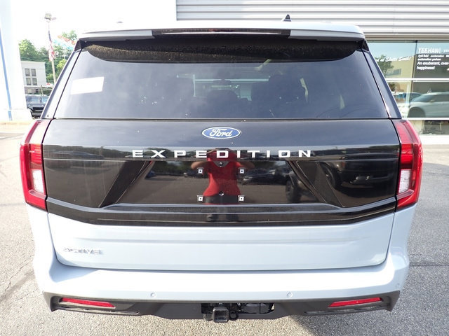 New 2026 Ford Expedition Active AWD/4WD image 5