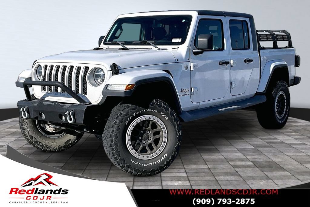 Certified 2020 Jeep Gladiator Overland AWD/4WD image 1