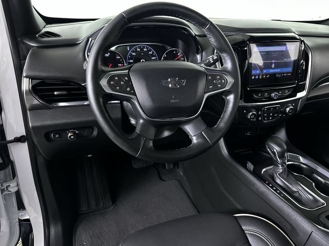 Used 2023 Chevrolet Traverse Premier w/ Redline Edition FWD image 21