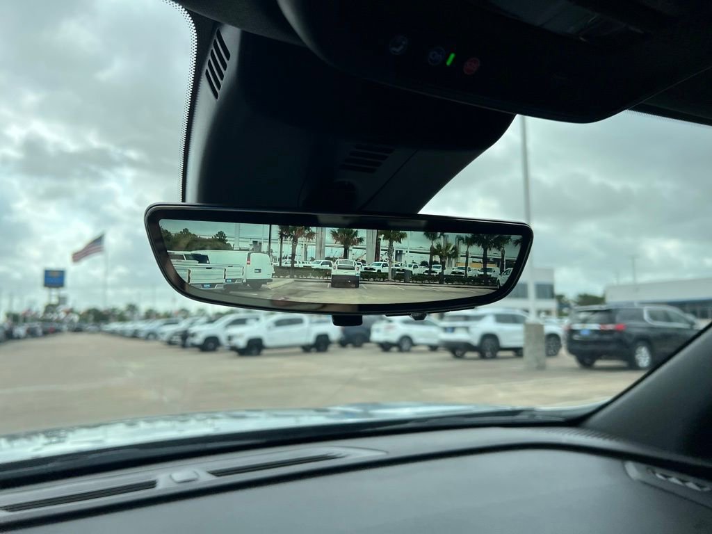 New 2026 Chevrolet Traverse LT w/ Sun and Wheel Package FWD image 35