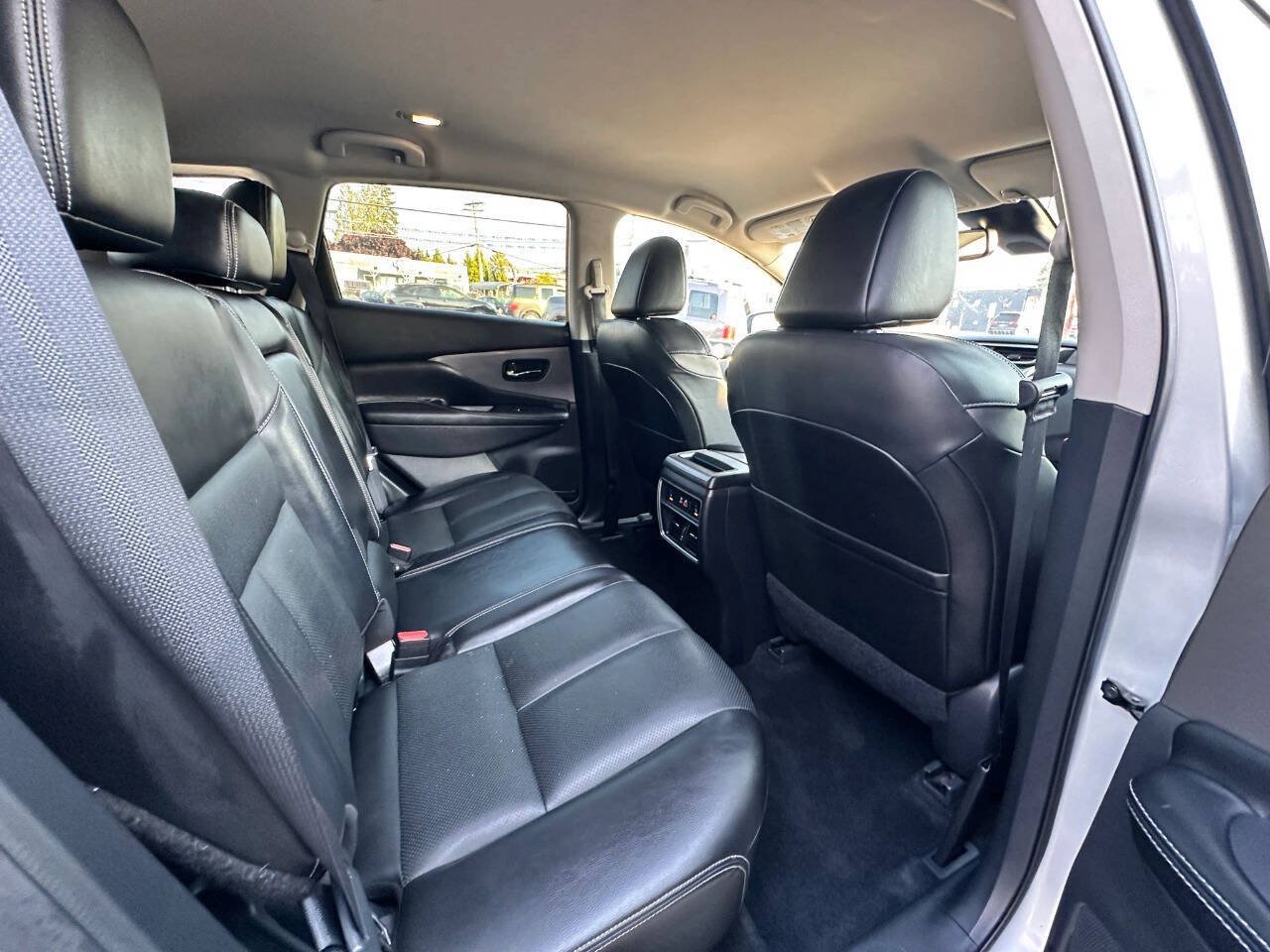 Used 2023 Nissan Murano SL FWD image 19