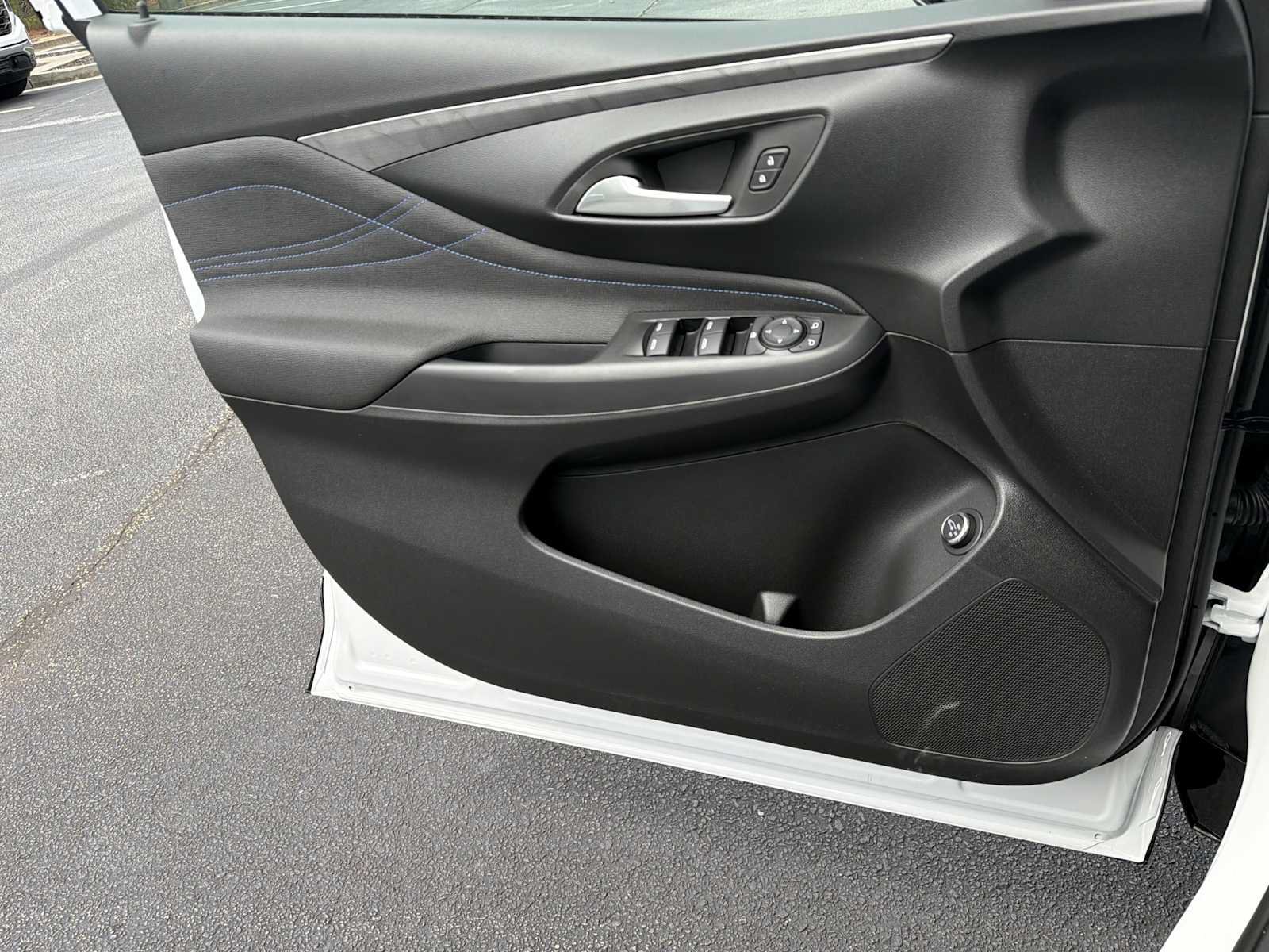 New 2026 Buick Envista Sport Touring w/ Convenience I Package FWD image 16