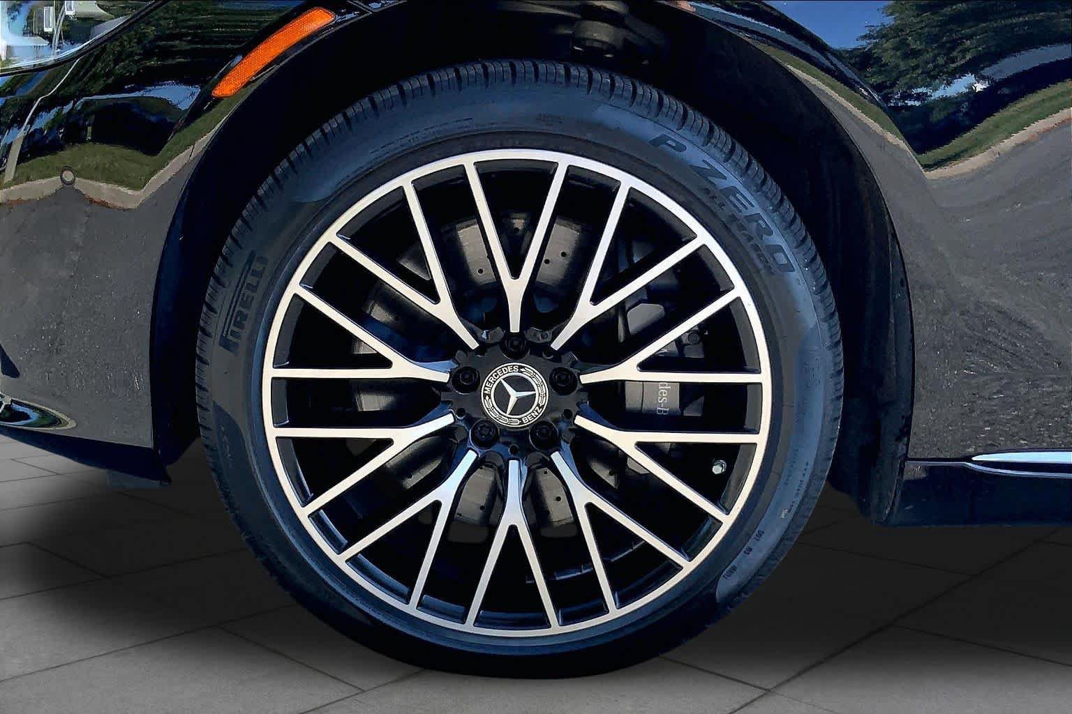 Used 2022 Mercedes-Benz S 580 4MATIC Sedan image 11