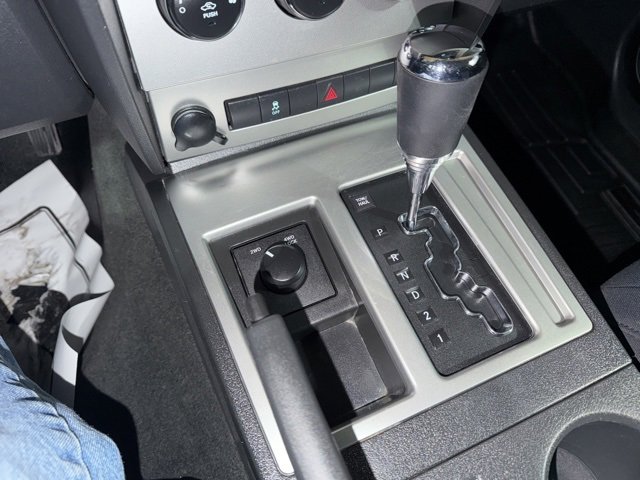 Used 2010 Dodge Nitro SE image 21