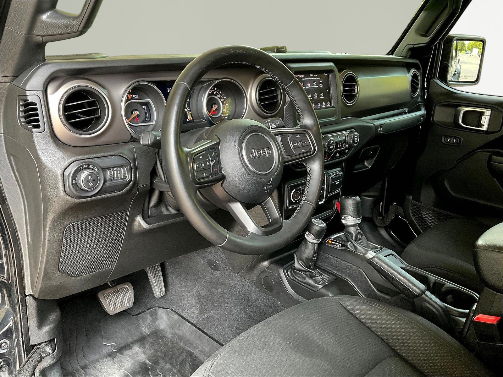 Used 2020 Jeep Gladiator Sport w/ Quick Order Package 24S AWD/4WD image 18