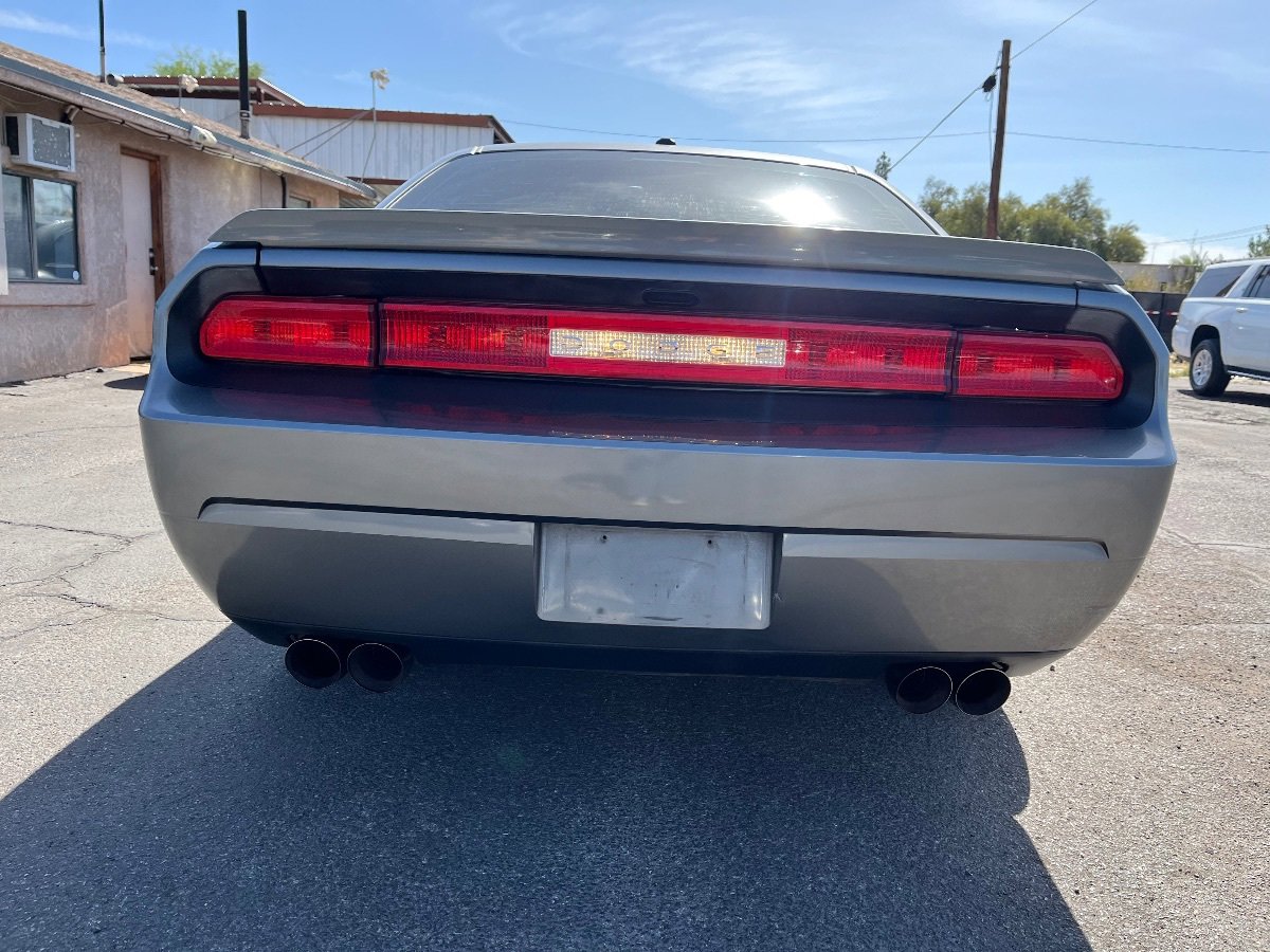 Used 2012 Dodge Challenger R/T RWD image 6