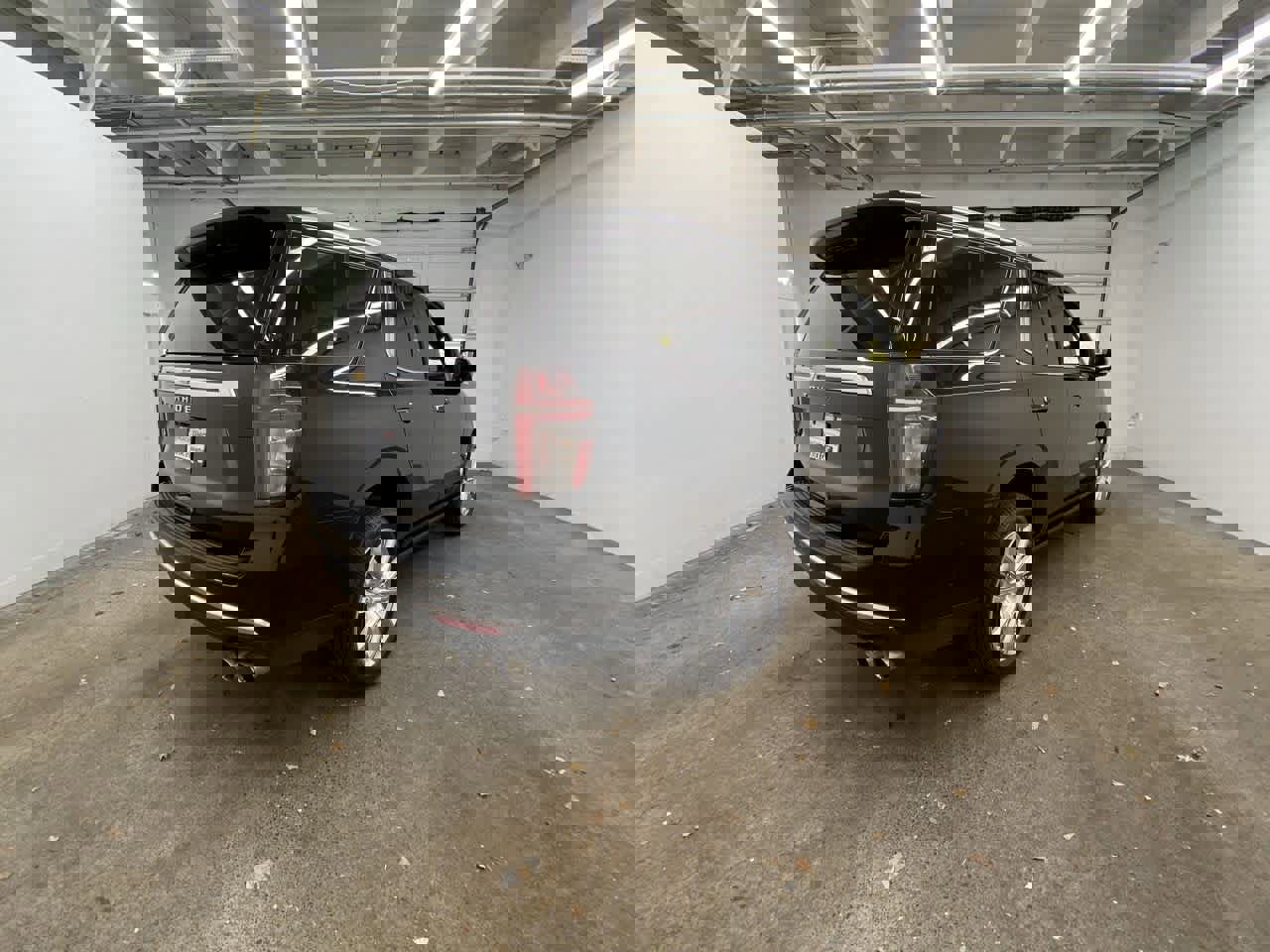 Used 2024 Chevrolet Tahoe High Country w/ Premium Package image 6