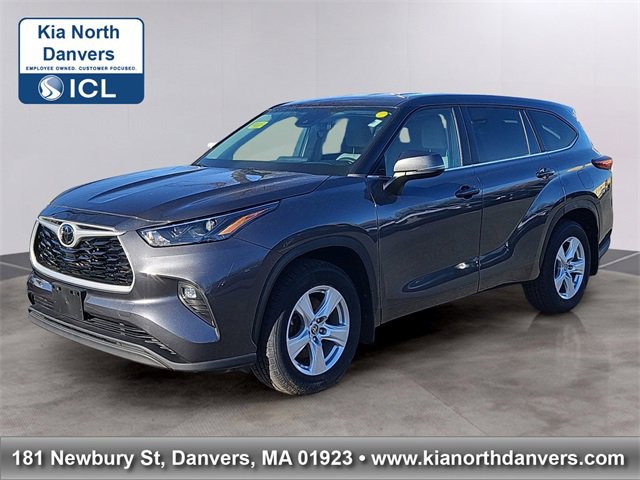 Used 2023 Toyota Highlander LE