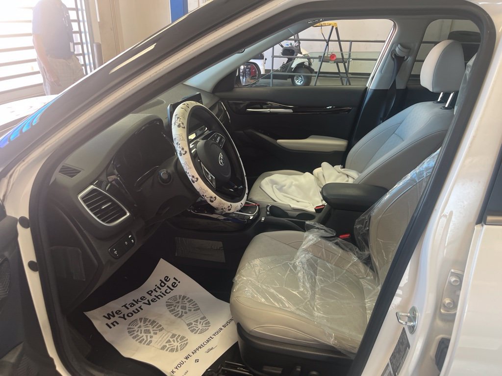 Used 2021 Kia Seltos EX AWD/4WD image 4