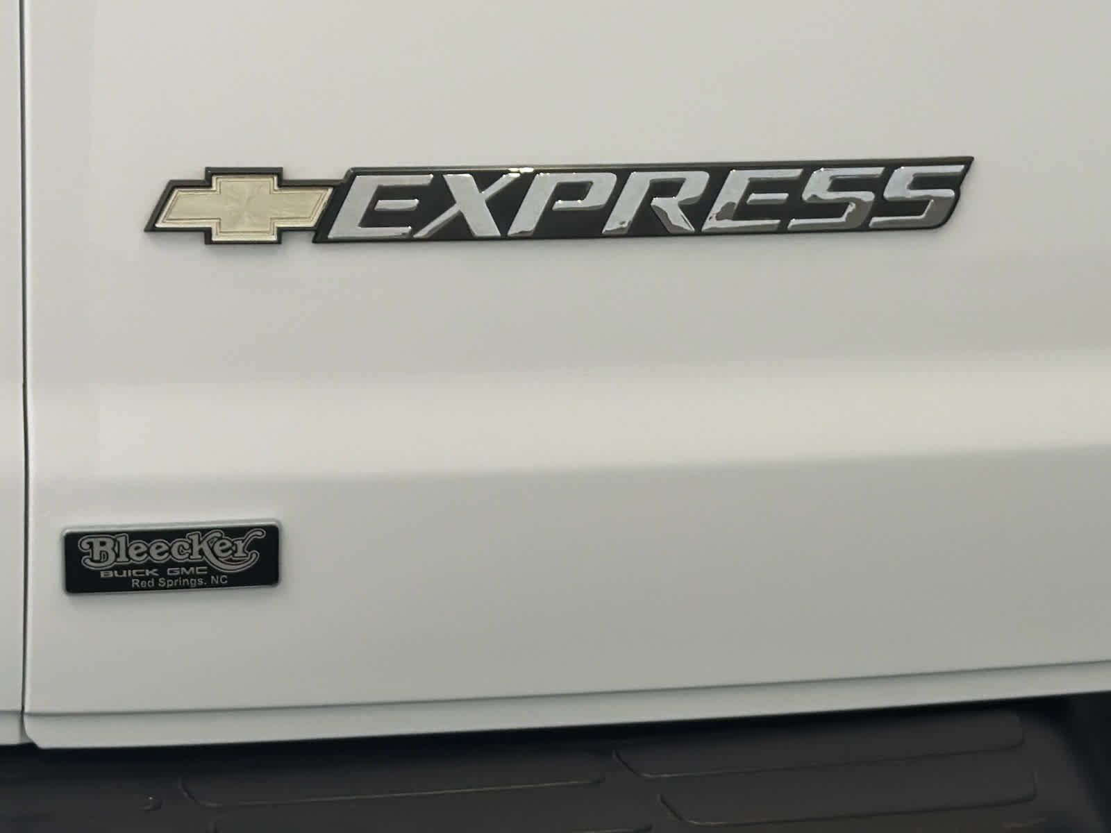 Used 2023 Chevrolet Express 3500 LS image 12