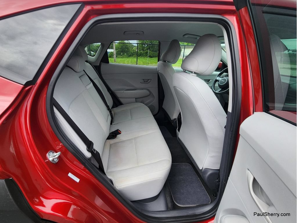 Used 2024 Hyundai Kona SEL AWD/4WD image 42