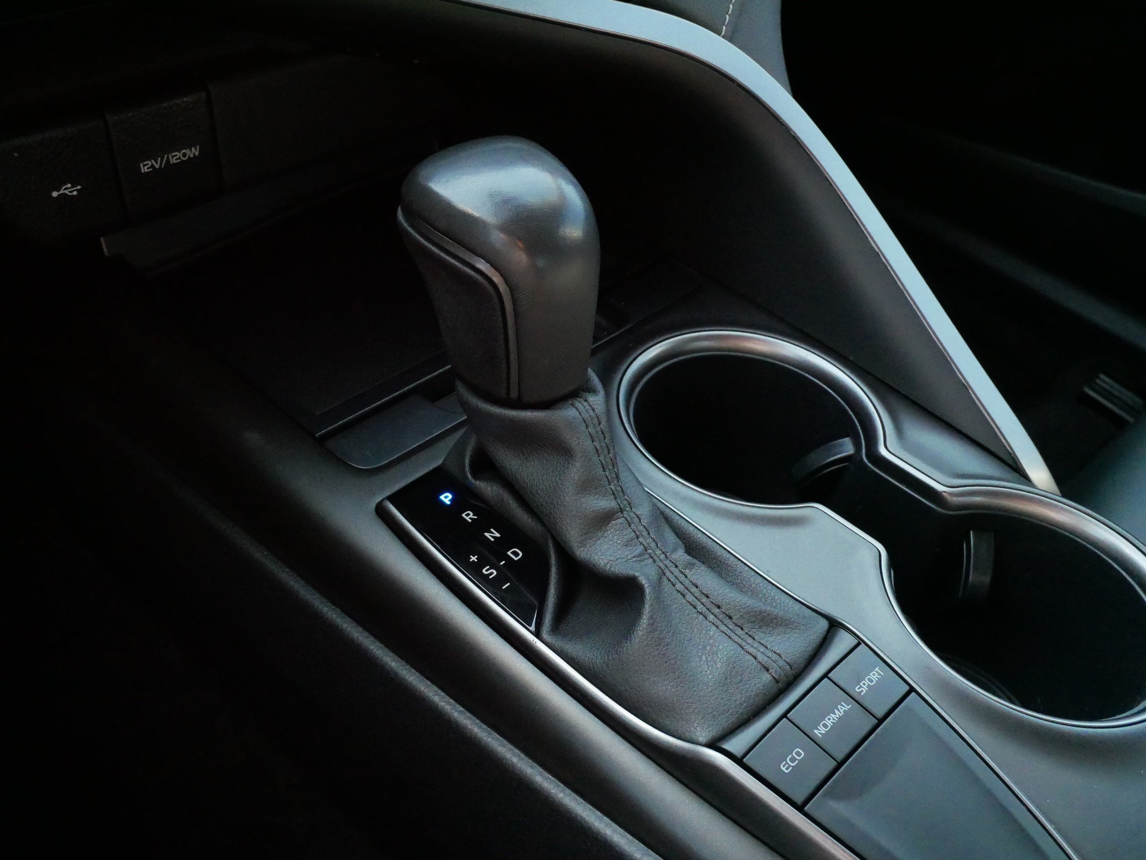 Certified 2024 Toyota Camry SE FWD image 25