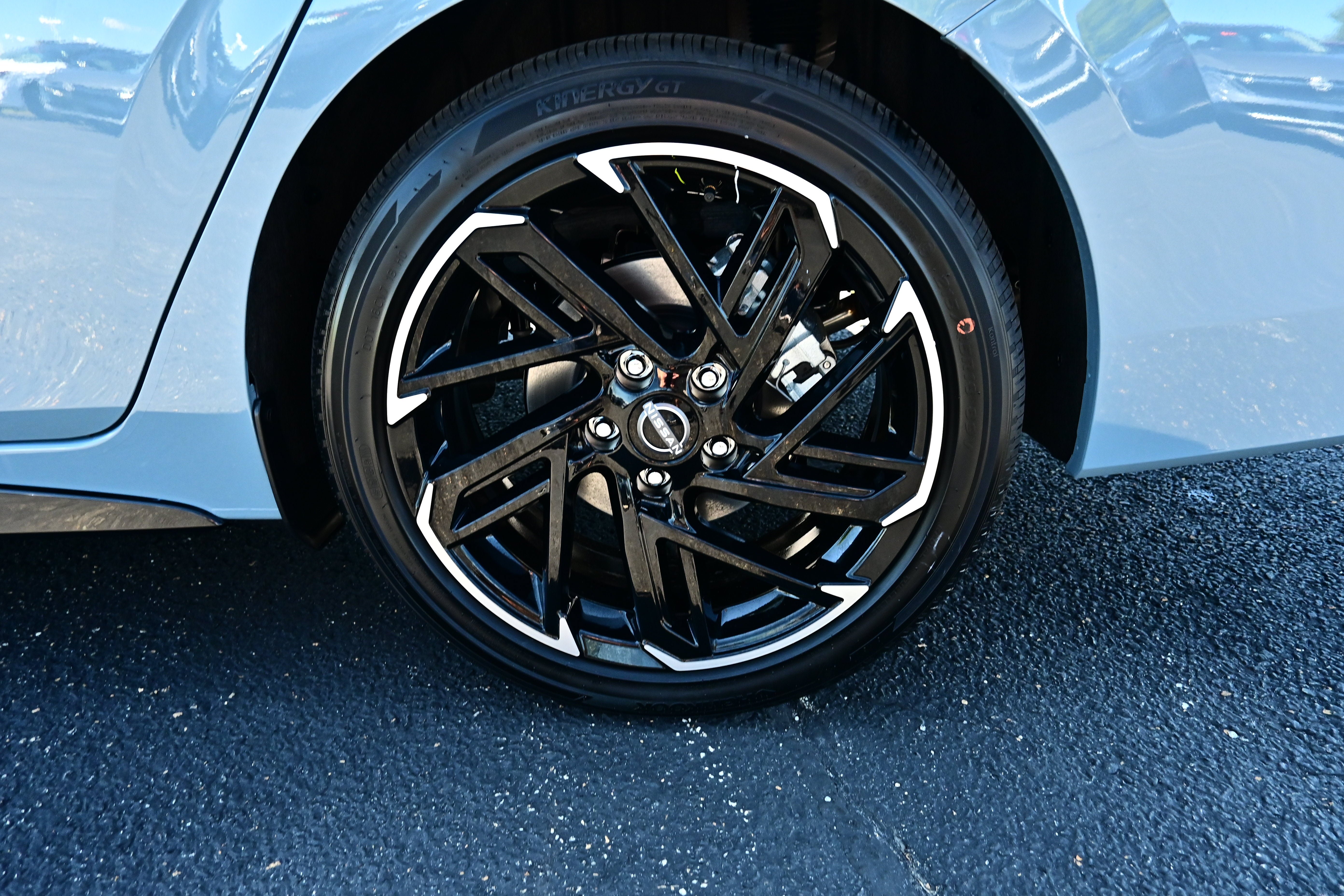 New 2026 Nissan Sentra SR FWD image 10