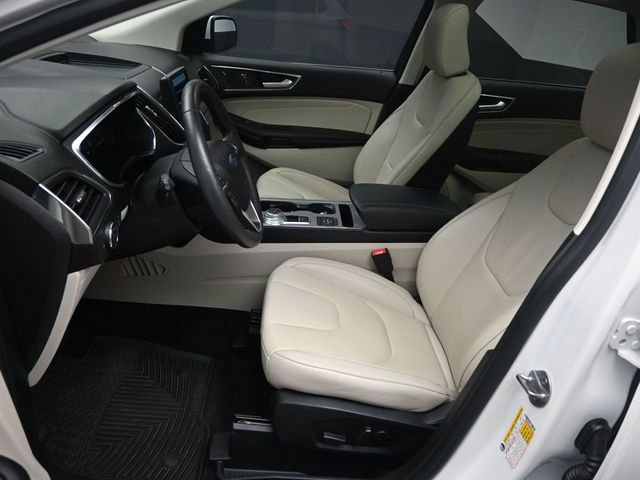 Used 2021 Ford Edge Titanium FWD image 18