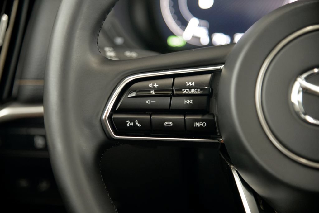 Certified 2024 MAZDA CX-90 Plug-In Hybrid w/ Premium Pkg AWD/4WD image 22