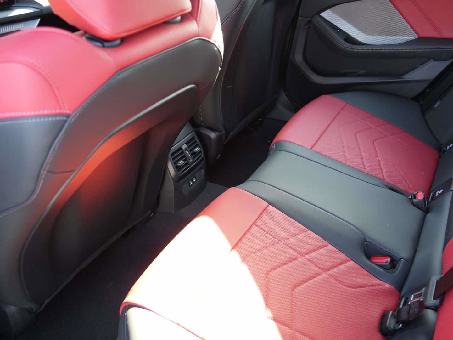 New 2026 BMW 228i xDrive 228 xDrive AWD w/ Technology Package image 9