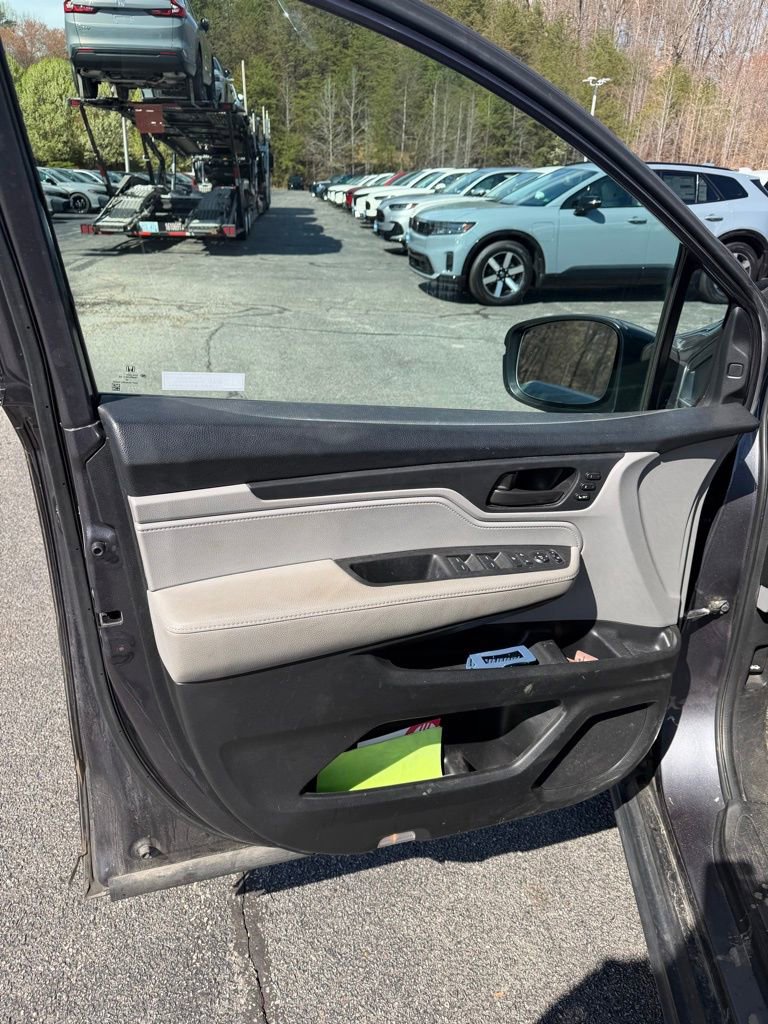 Used 2022 Honda Odyssey EX-L image 17