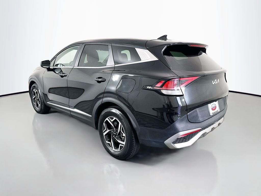 Used 2024 Kia Sportage LX image 7
