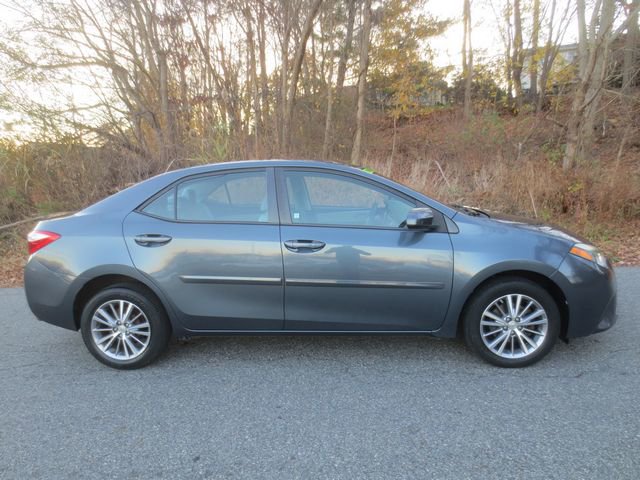 Used 2014 Toyota Corolla LE FWD image 11