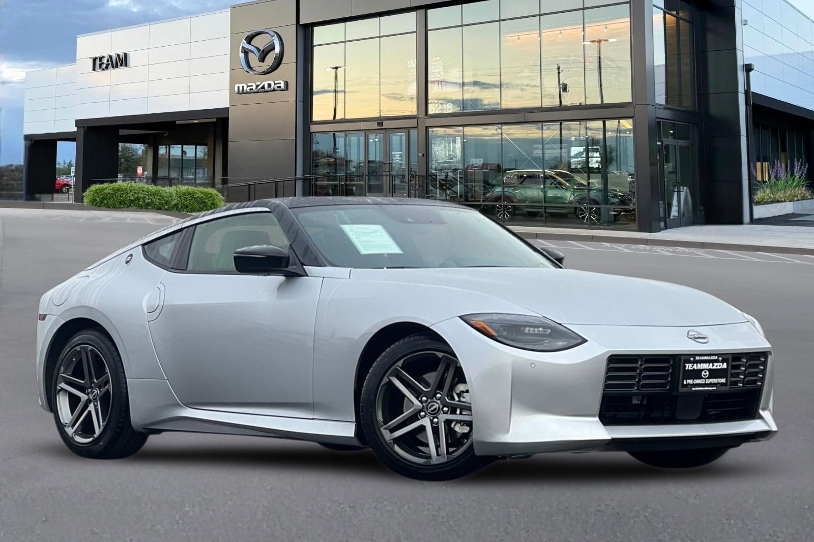 Used 2025 Nissan Z Sport w/ Floor Mat Package RWD image 2