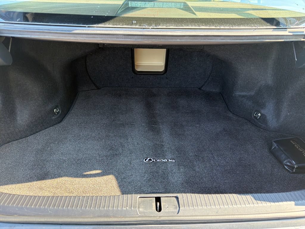 Used 2016 Lexus ES 350 w/ Premium Package w/Wood Trim FWD image 50