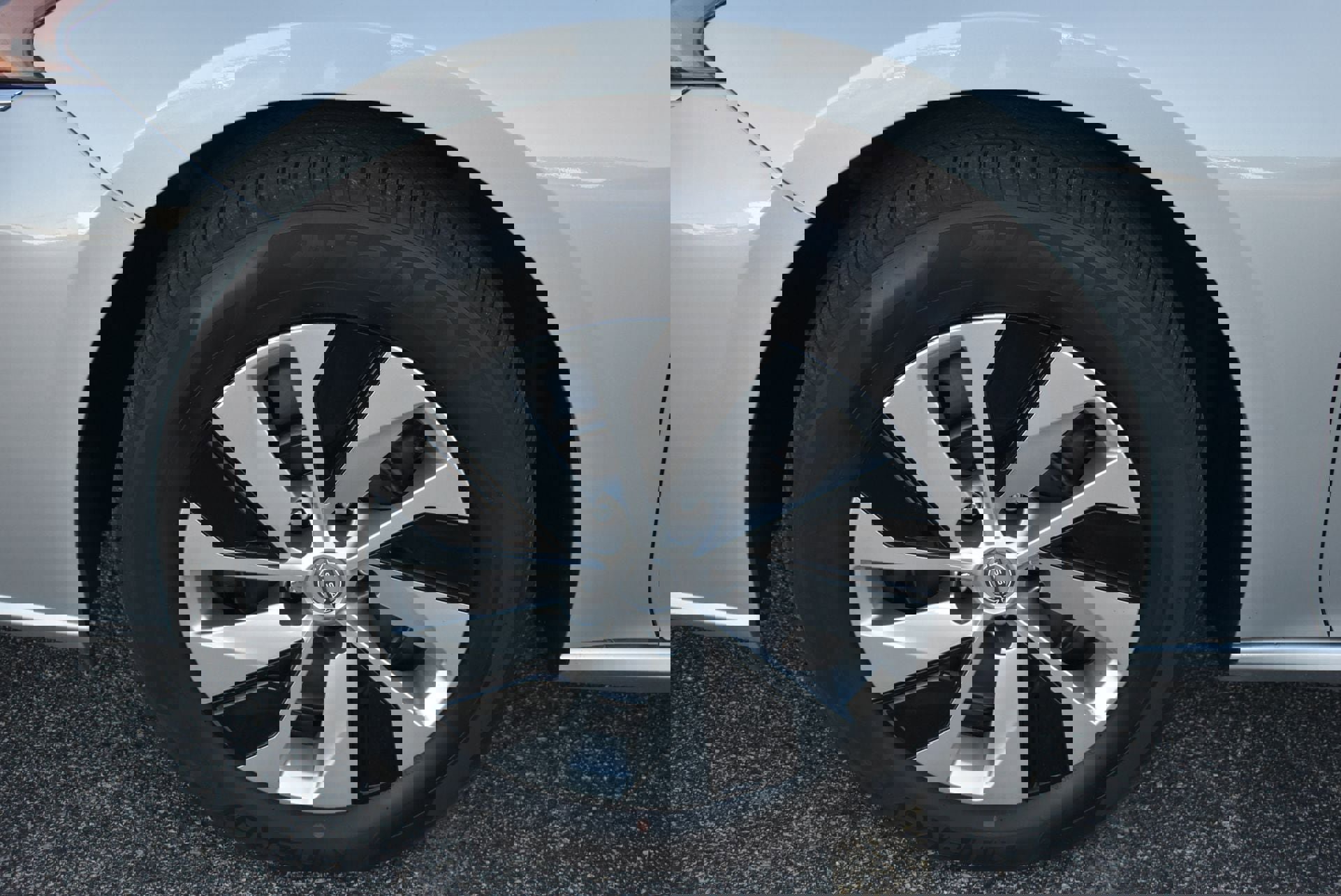 Used 2024 Nissan Altima 2.5 S image 10