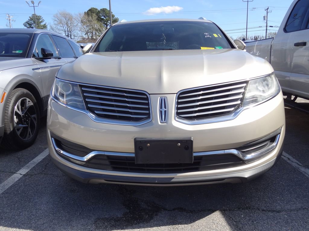 Used 2017 Lincoln MKX Select w/ Select Plus Package image 2