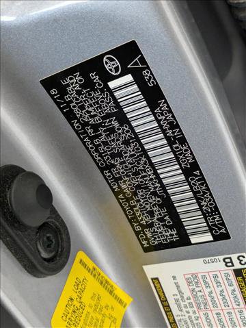 Used 2019 Toyota C-HR Limited FWD image 23