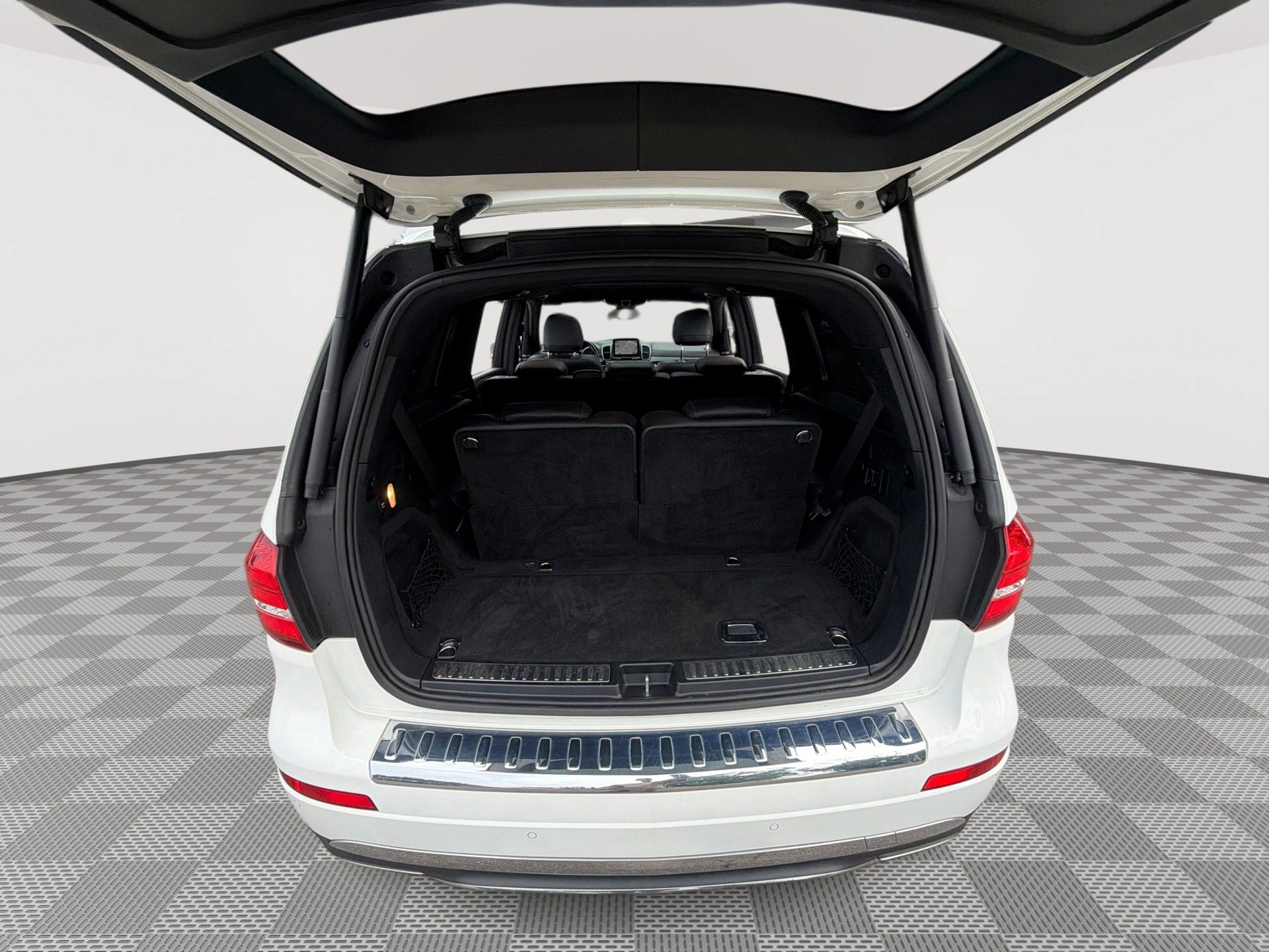 Used 2019 Mercedes-Benz GLS 450 4MATIC w/ Premium 1 Package image 22