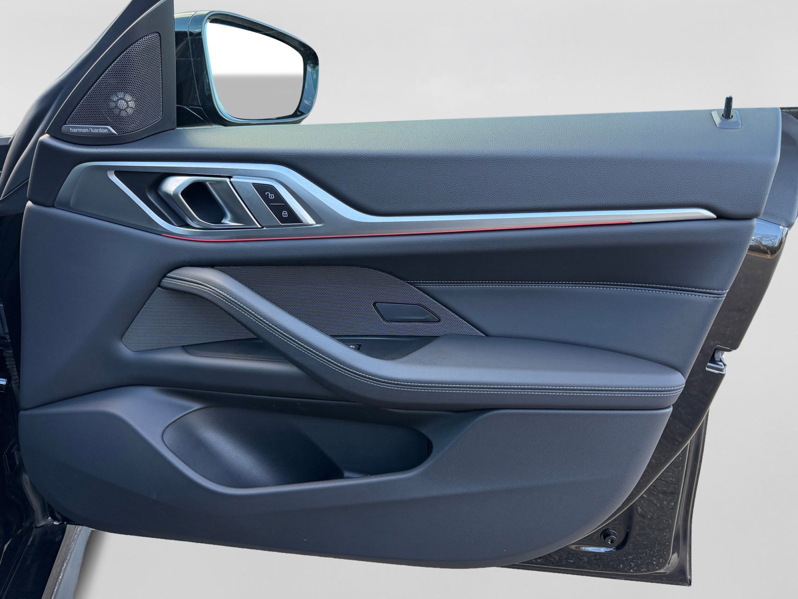 Used 2025 BMW 430i xDrive w/ M Sport Package image 24