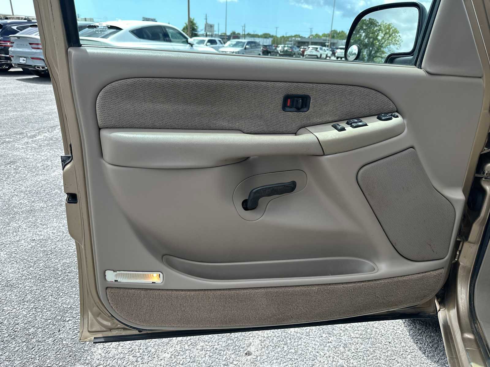 Used 2001 GMC Sierra 1500 SLE w/ Convenience Plus Group AWD/4WD image 16