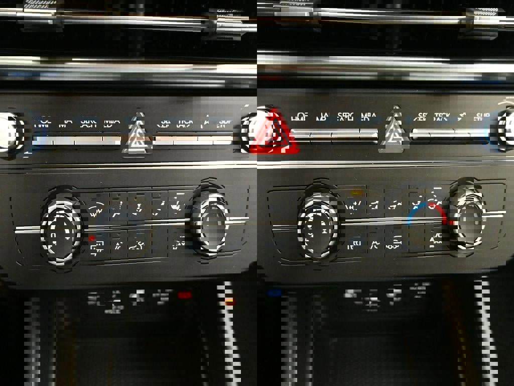 New 2026 Hyundai Tucson SE image 15